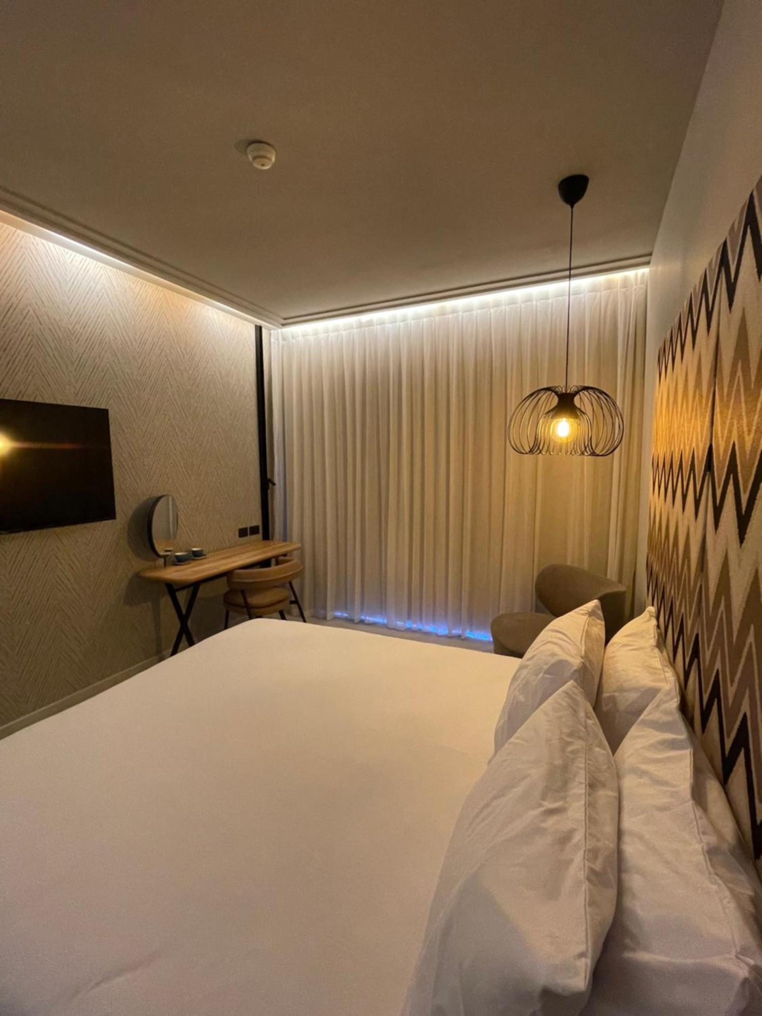 Suite On The Beach Haïfa Extérieur photo
