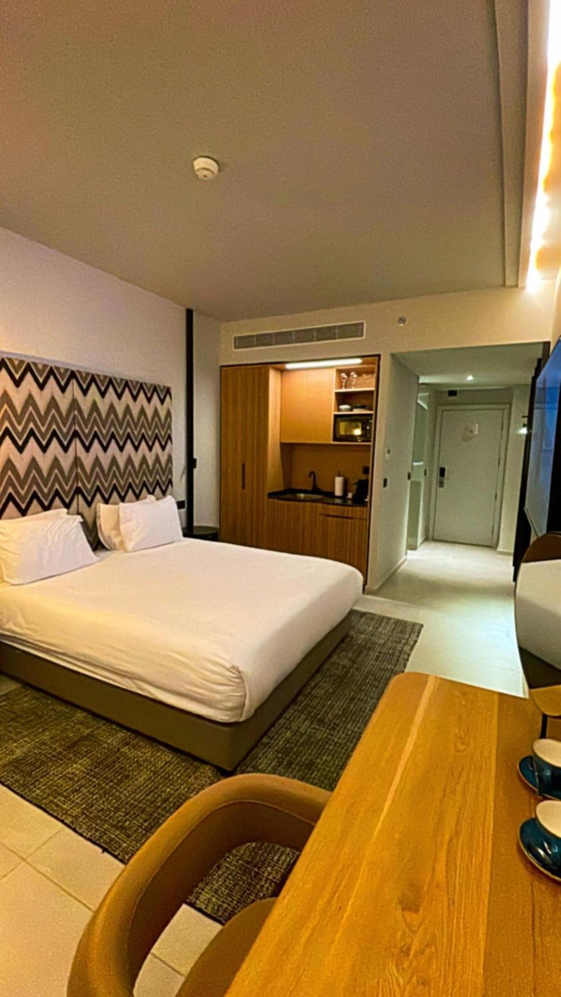 Suite On The Beach Haïfa Extérieur photo